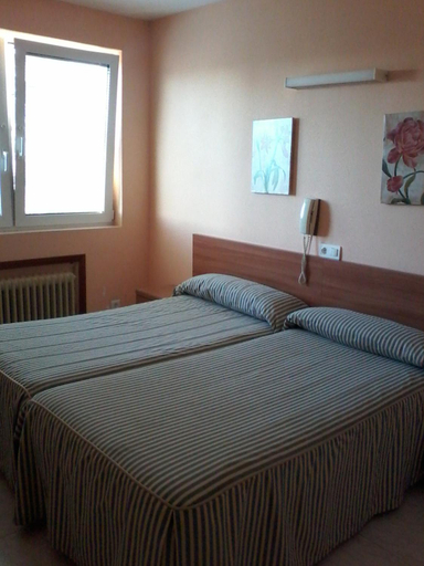 Bedroom 2, Hotel Buenos Aires, Burgos