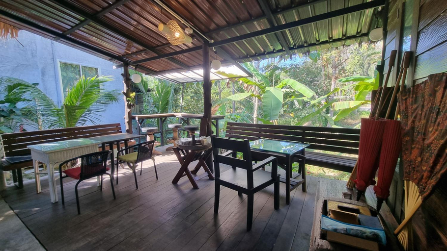 Food & Drinks 5, Aonang Third Place, Mueang Krabi