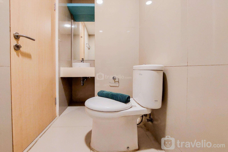 Bathroom 2, Cozy Stay Studio at Tree Park City BSD By Travelio, Tangerang Selatan