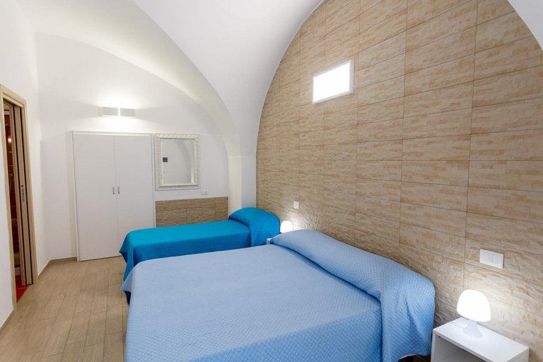 Others 4, Z'Bass Rooms, Campobasso