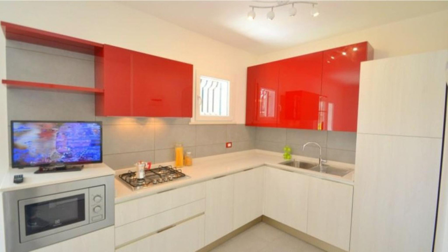 Others 2, Terraced house with swimming pool for 6 people, Venezia