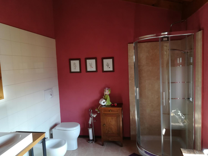 Bathroom 3, Agricola Tre Rii Sidreria, Parma