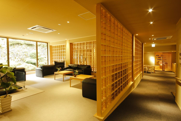 Public Area 2, Yuraku Kinosaki Spa and Gardens Ryokan, Toyooka