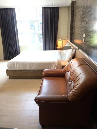 Bedroom 12