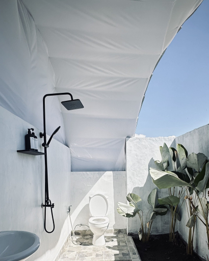 Bathroom 5, EL Diabloo Camp Kintamani, Bangli