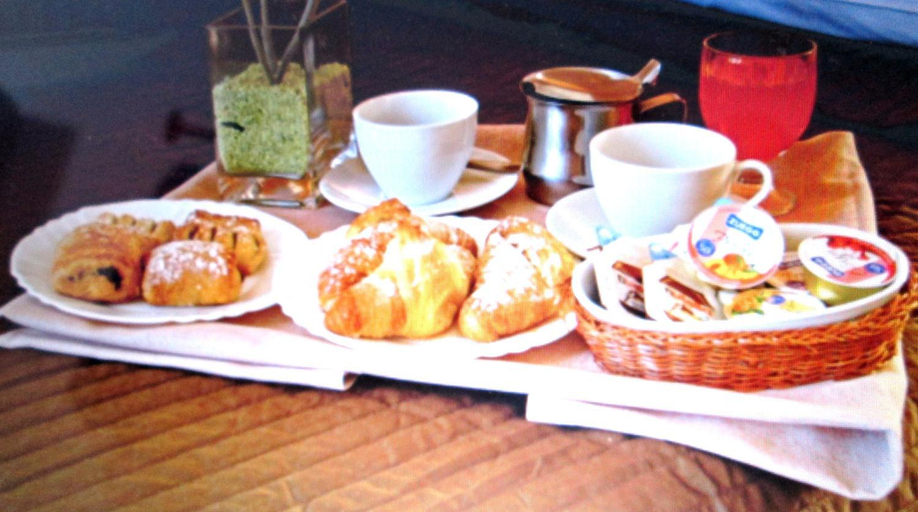 Food & Drinks 5, B&B Elisir, Caltanissetta