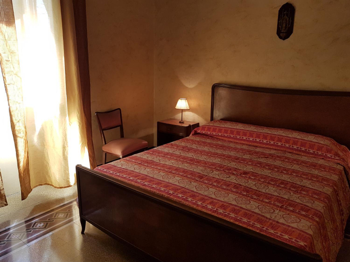 Others 4, B&B SAMMARTINO, Palermo