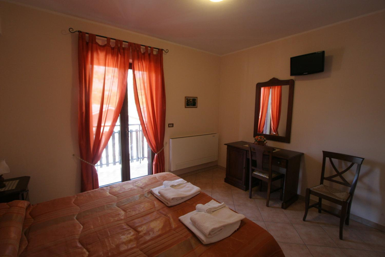 Others 5, B&B La Tana Dell'orso, L'Aquila