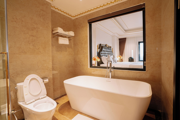 Bathroom 4, Bao An Hotel Hung Yen, Văn Giang