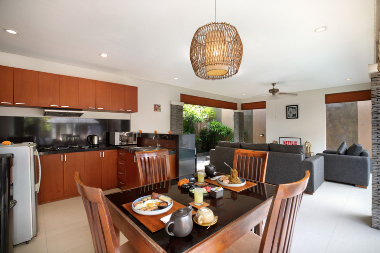 Dining Room 3