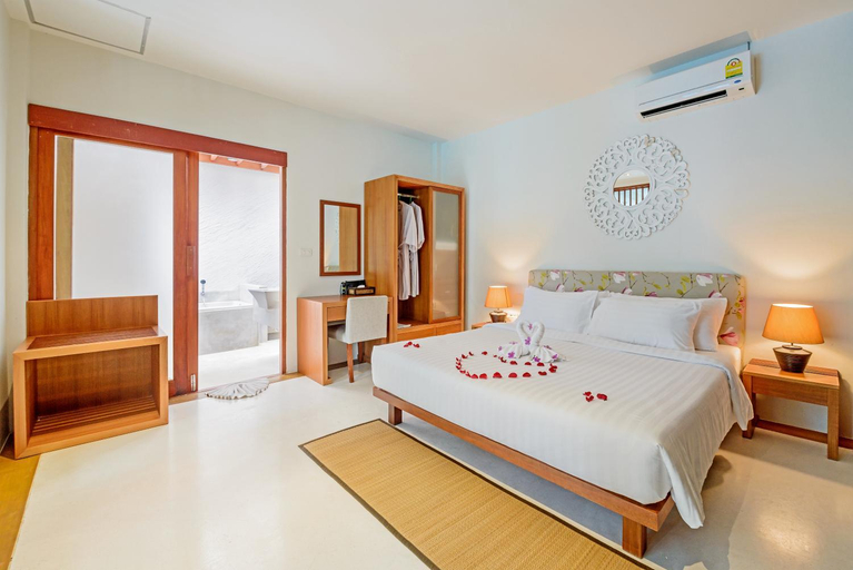 Bedroom 16