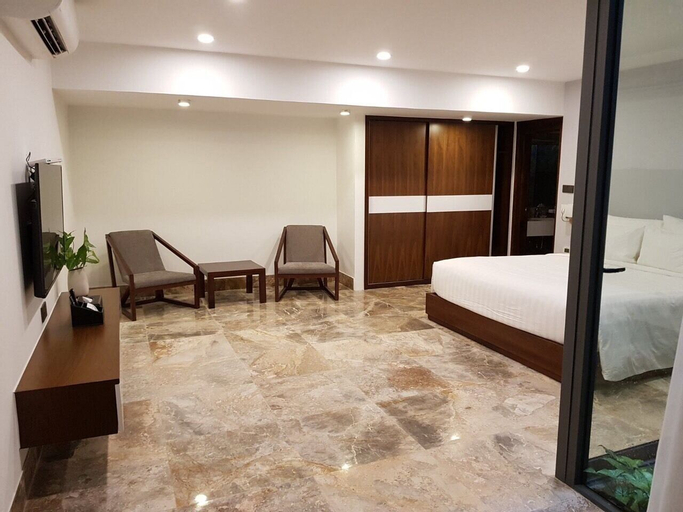 Bedroom 12