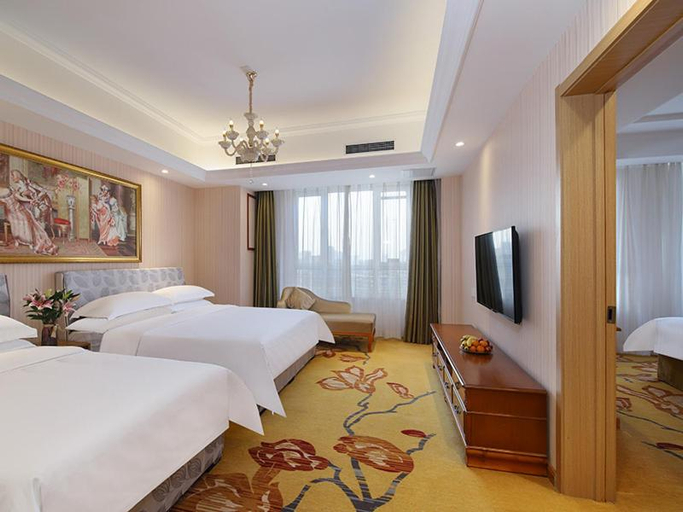 Bedroom 2, Vienna Hotel Qingdao Chengyang Wanxianghui, Qingdao