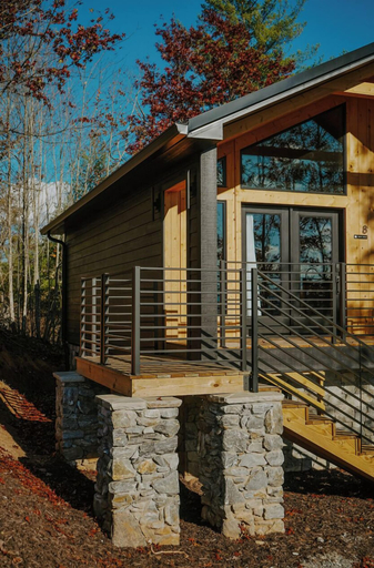 Exterior & Views 2, Long View Resort, Swain