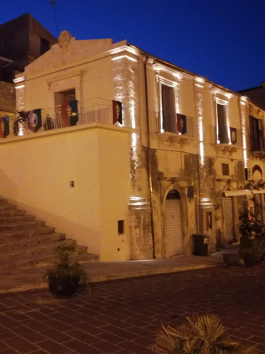 Others 4, Casa dei Giurati, Syracuse
