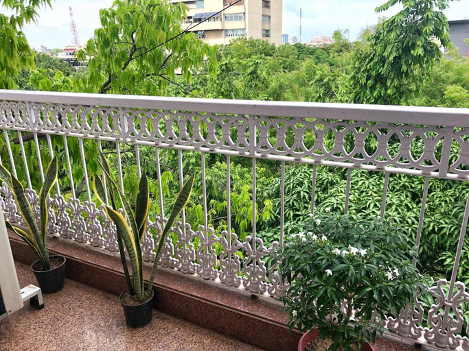 Others 5, Avatar Living@ Greater Kailash 2, Delhi
