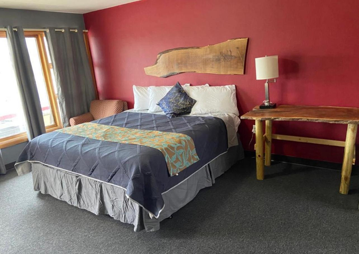Bedroom 5, Tri-State Wood Inn, Grant