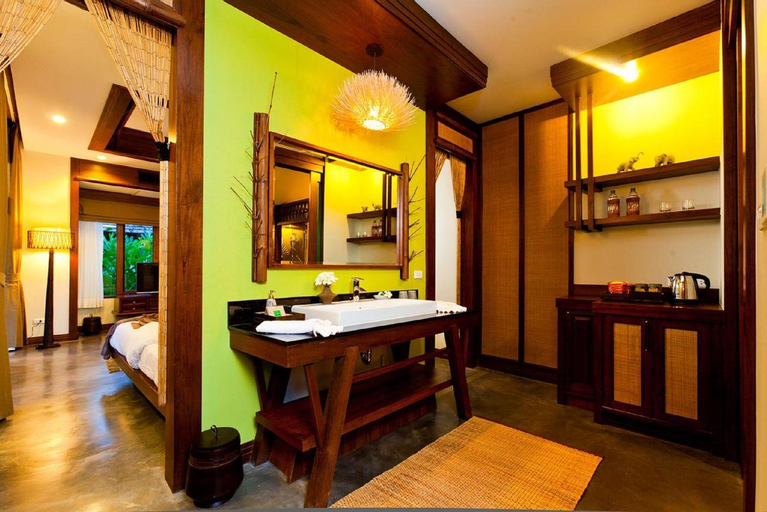 Bathroom 6