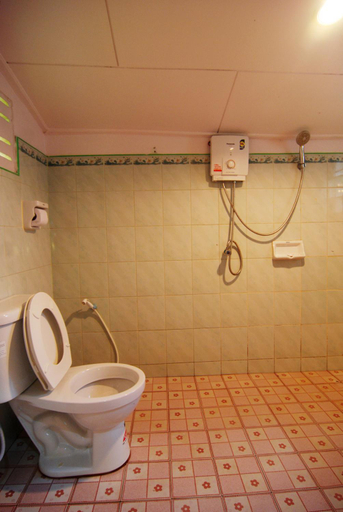 Bathroom 4, Lanta Nature Beach Resort, Ko Lanta