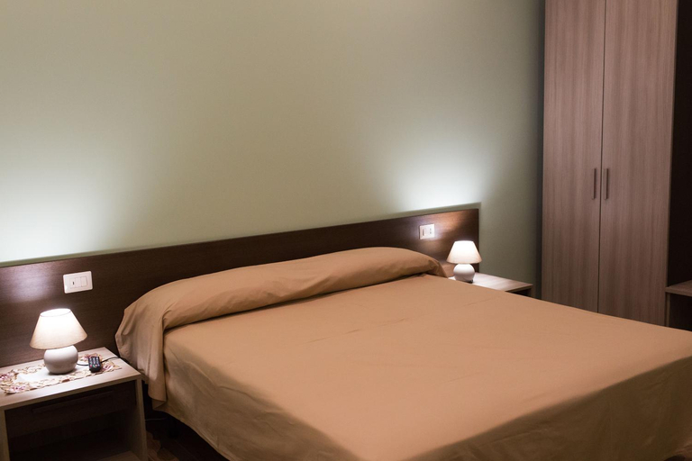 Others 4, B&B PonteMuto, Messina