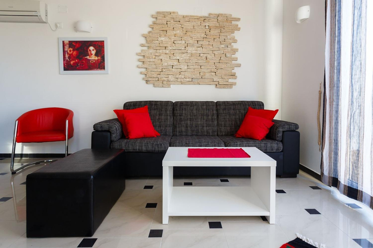 Others 5, Apartments Adria, Malinska-Dubašnica
