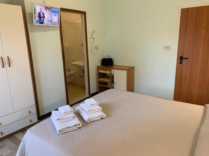 Bedroom, Hotel Levante Convenzionato Aquafan Riccione, Rimini