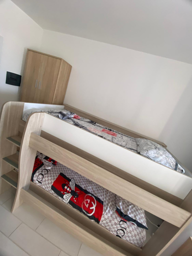 Bedroom 2, Amelia's house, Lezhës