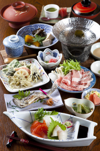 Food & Drinks 5, Suisensou, Takayama