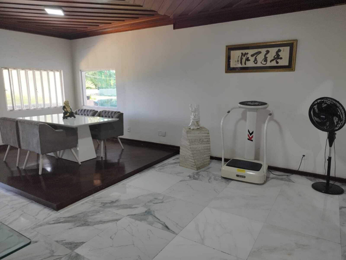 Others 5, Casa com Piscina 50000 lts Área Gourmet, Salinópolis