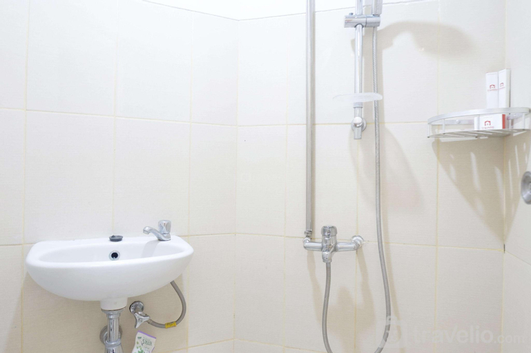 Bedroom 2, Cozy Studio Apt at Pavilion Permata By Travelio, Surabaya