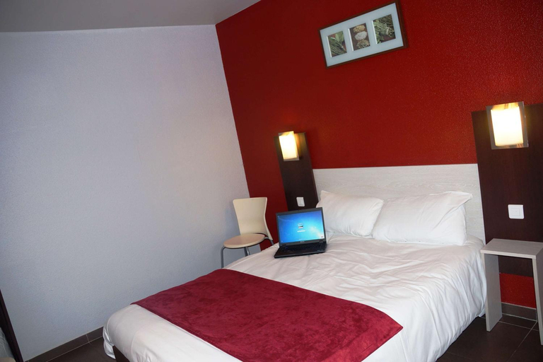 Bedroom 2, Brit Hotel Essentiel Sete / Balaruc, Hérault