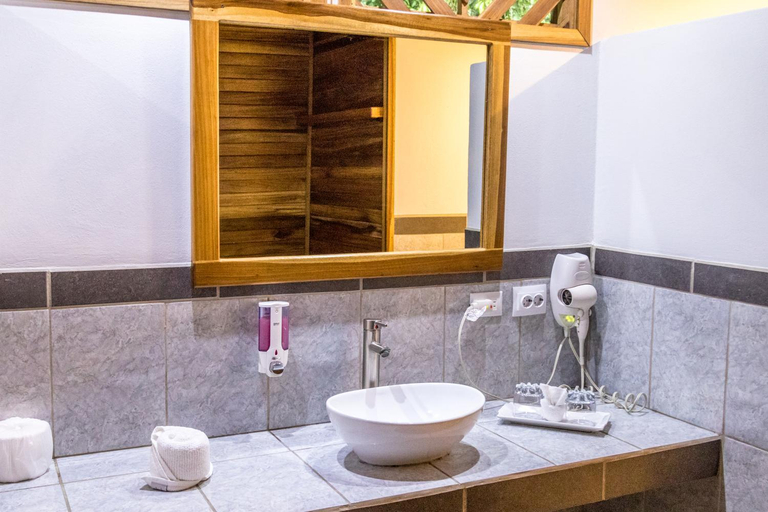 Bathroom 2, Relax Natural Village Adults Only, Talamanca