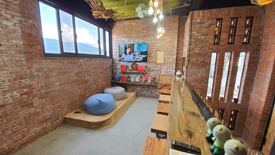 Public Area, diandian33, Nantou