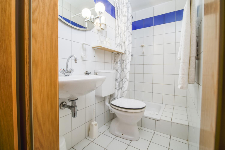 Bathroom 6