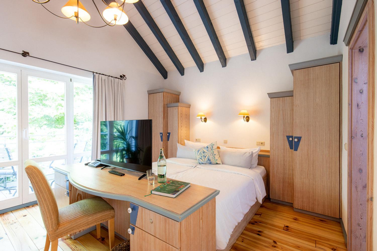 Bedroom 9