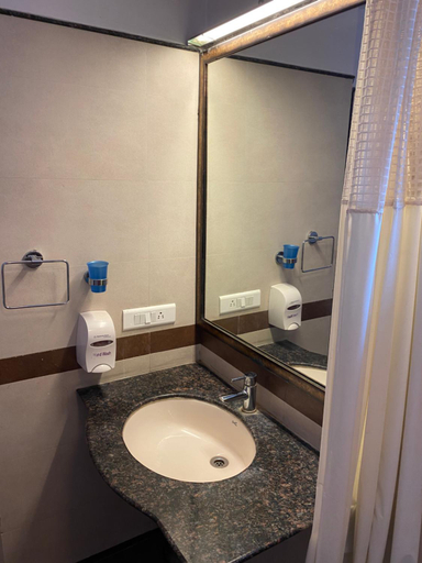 Others 4, Panchavati Elite Inn, Nashik