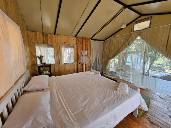 Bedroom 13