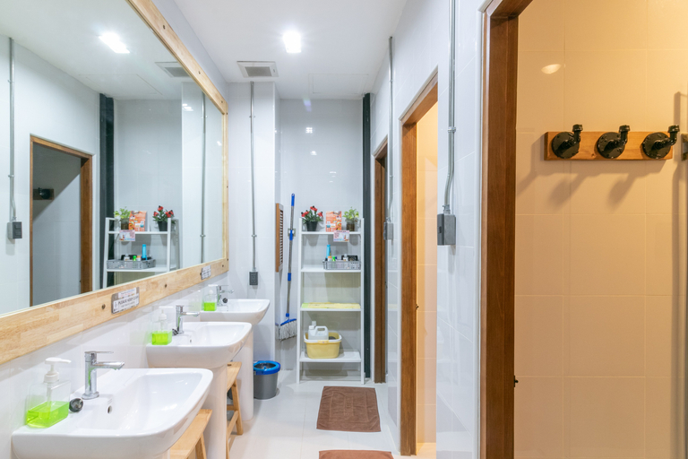 Bathroom 4