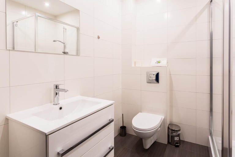 Bathroom 3, Tenis Park Advantage, Bielsko