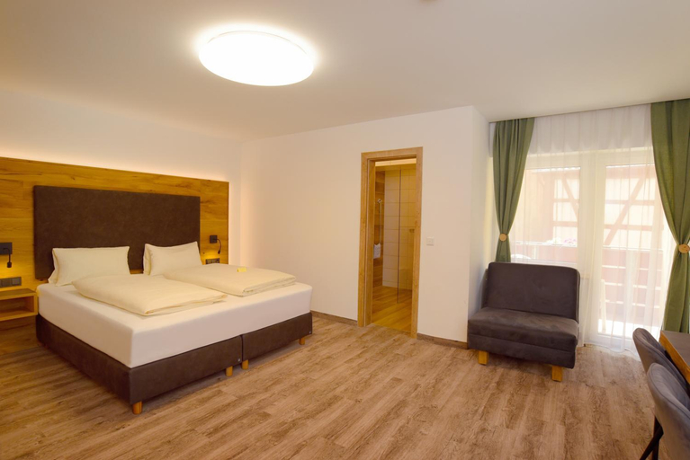 Bedroom 2, Krone - Hotel Garni, Roth