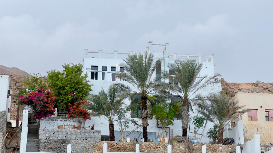 Others 2, Wadi Shab Beach Resort , Sur