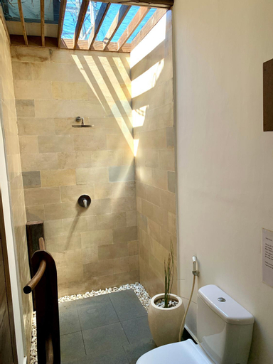 Bathroom 4