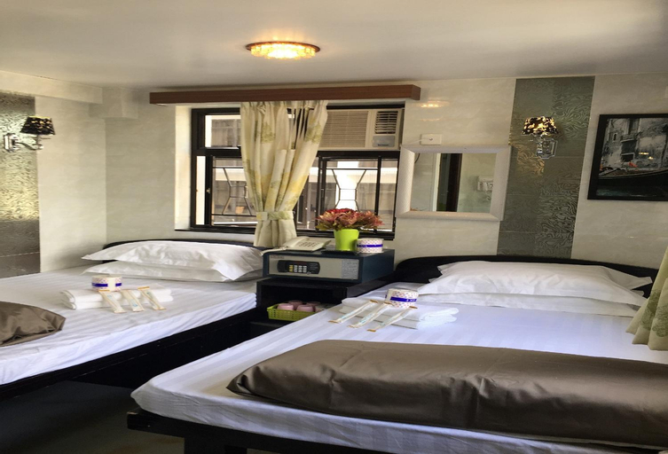 Bedroom 13