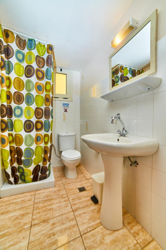 Bathroom 3, Villa Diasselo, Crete