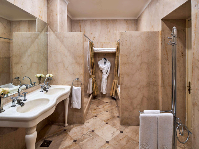 Bathroom 5, Sofitel Winter Palace Luxor, Luxor