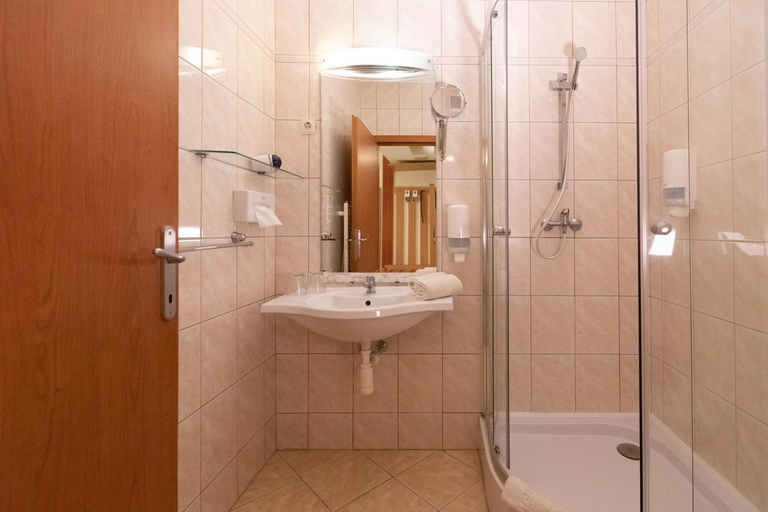 Bathroom 4, Hotel Vital, Nagykanizsai/Zalakaros