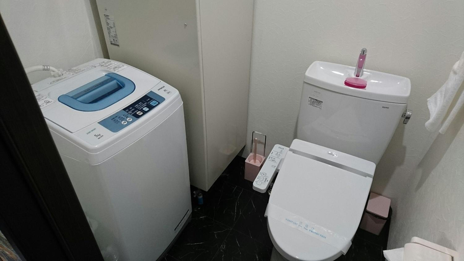 Bathroom 1, La Foret Fujimi, Hiroshima
