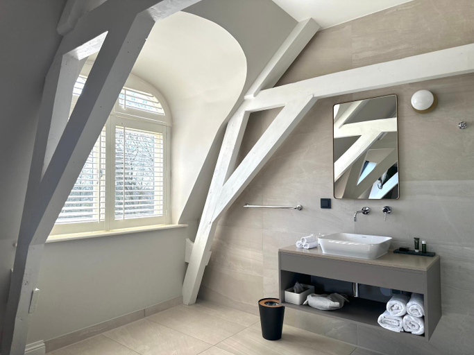 Bathroom 5, Hotel Flora Batava, Loenen