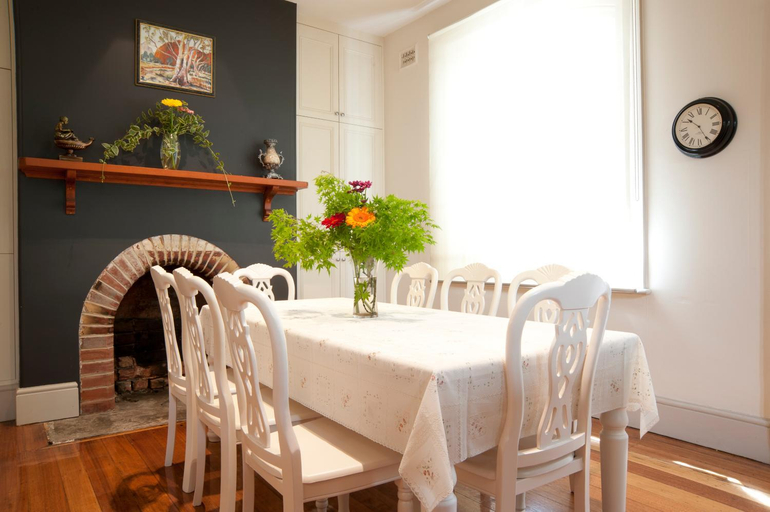 Dining Room 10