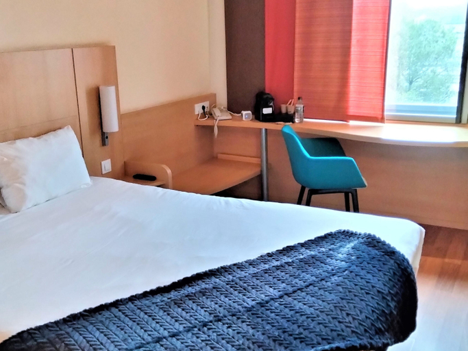 Bedroom 3, ibis Barcelona Mollet, Barcelona